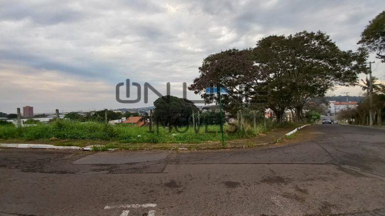 TERRENO TRÊS FRENTES COM 1.170,35 M2 NO OURO BRANCO TERRENO TRÊS FRENTES COM 1.170,35 M2 NO OURO BRANCO