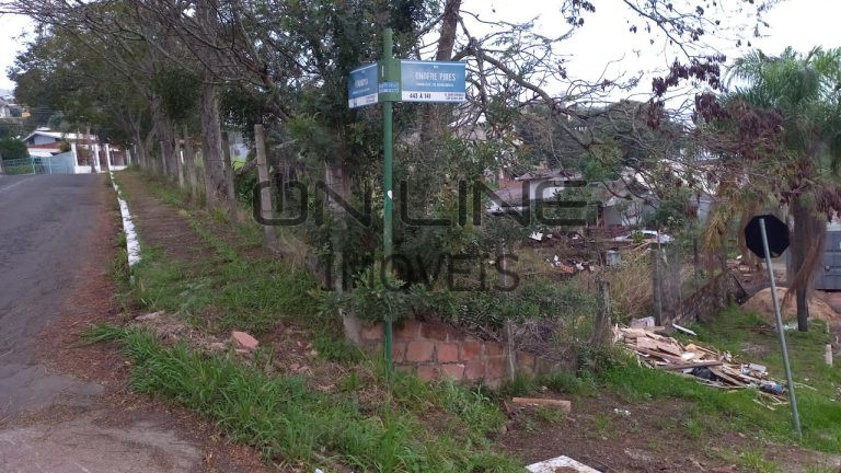 TERRENO TRÊS FRENTES COM 1.170,35 M2 NO OURO BRANCO TERRENO TRÊS FRENTES COM 1.170,35 M2 NO OURO BRANCO