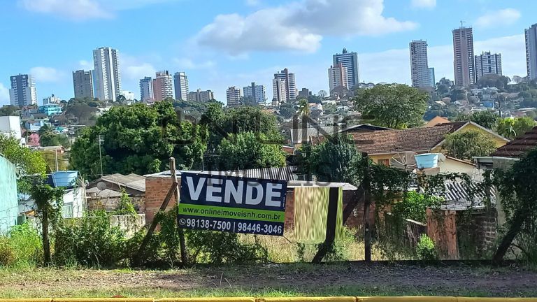 TERRENO COM 435,60 M2 NO JARDIM MAUÁ