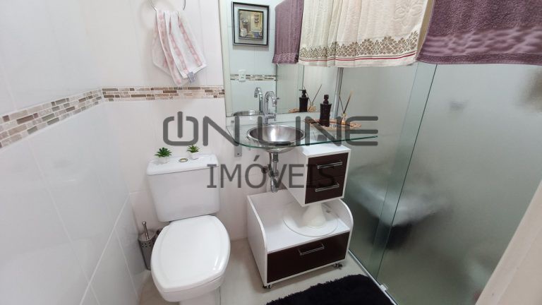 CASA TRÊS DORMITÓRIOS, SALÃO DE FESTAS E PISCINA NO BOA VISTA