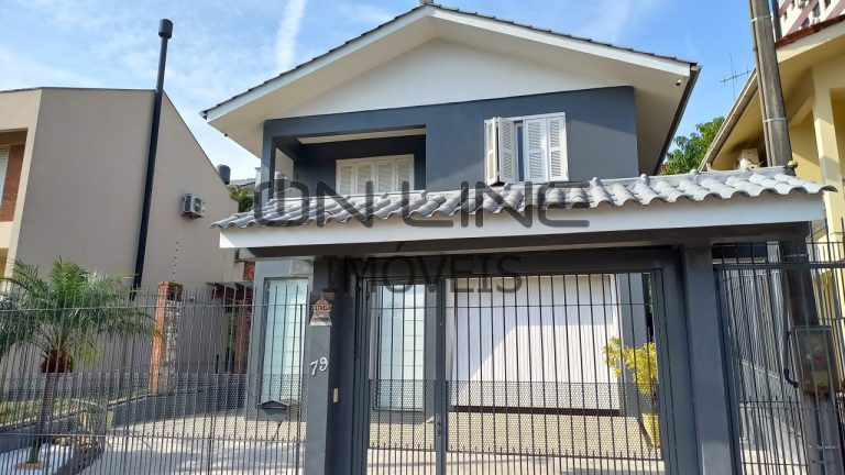 CASA TRÊS DORMITÓRIOS, SALÃO DE FESTAS E PISCINA NO BOA VISTA