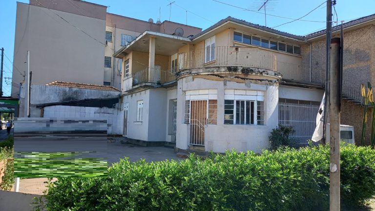 CASA COMERCIAL DE ESQUINA NO RIO BRANCO