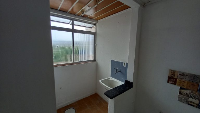 APARTAMENTO COM 1 DORMITÓRIO NO PÁTRIA NOVA