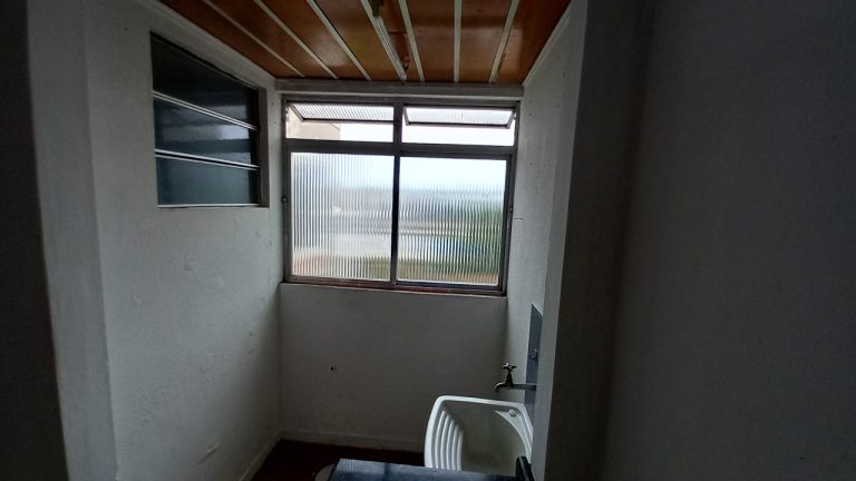 APARTAMENTO COM 1 DORMITÓRIO NO PÁTRIA NOVA