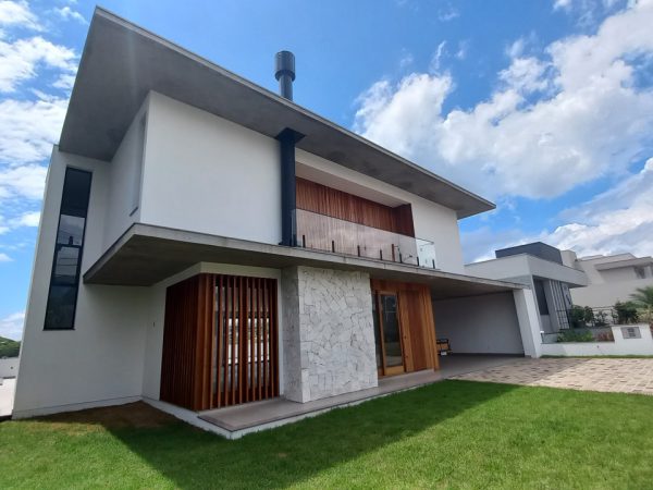CASA NOVA ALTO PADRÃO NO HORIZON EM ESTÂNCIA VELHA