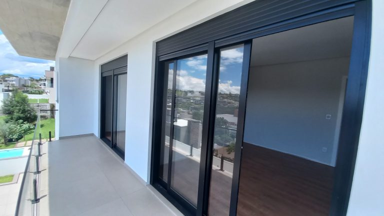 CASA NOVA ALTO PADRÃO NO HORIZON EM ESTÂNCIA VELHA