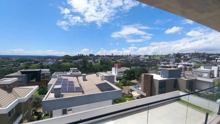 CASA NOVA ALTO PADRÃO NO HORIZON EM ESTÂNCIA VELHA