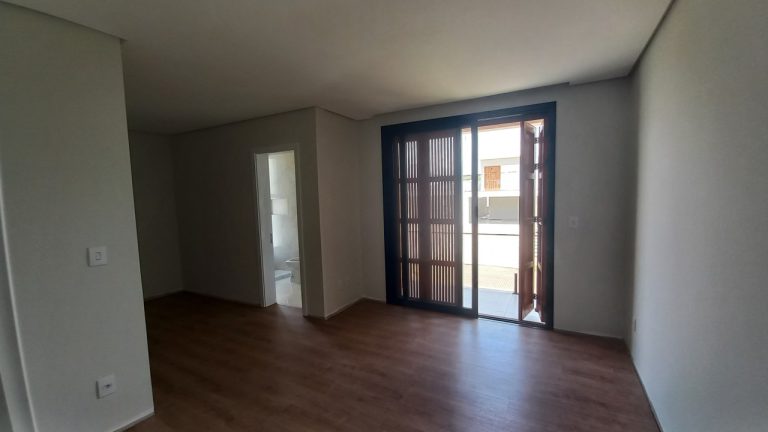 CASA NOVA ALTO PADRÃO NO HORIZON EM ESTÂNCIA VELHA