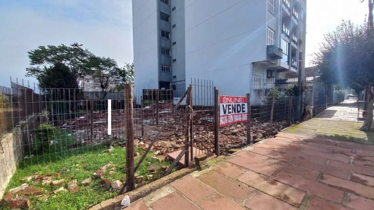 TERRENO PLANO COM 432,30 M2 NO PÁTRIA NOVA