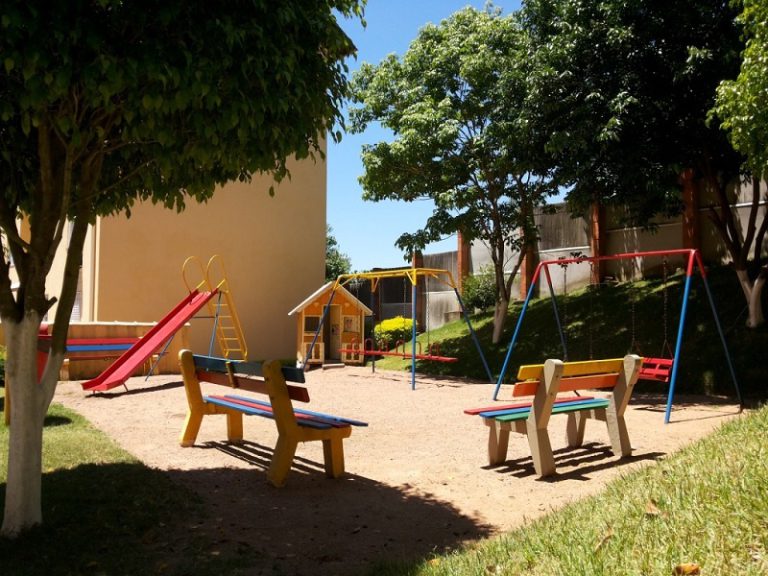 APARTAMENTO COM 2 DORMITÓRIOS, UMA VAGA DE BOXE APARTAMENTO COM 2 DORMITÓRIOS, UMA VAGA DE BOXE