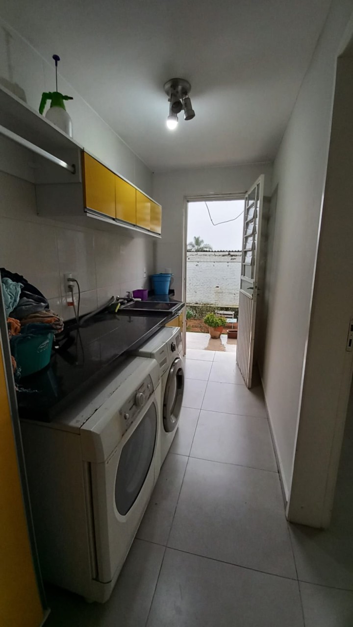 CASA COM 3 DORMITÓRIOS, SENDO UM SUÍTE, NO OURO BRANCO