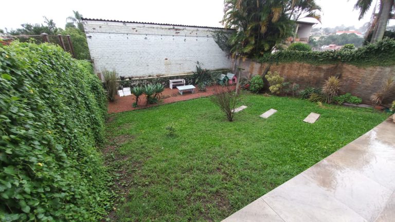 CASA COM 3 DORMITÓRIOS, SENDO UM SUÍTE, NO OURO BRANCO