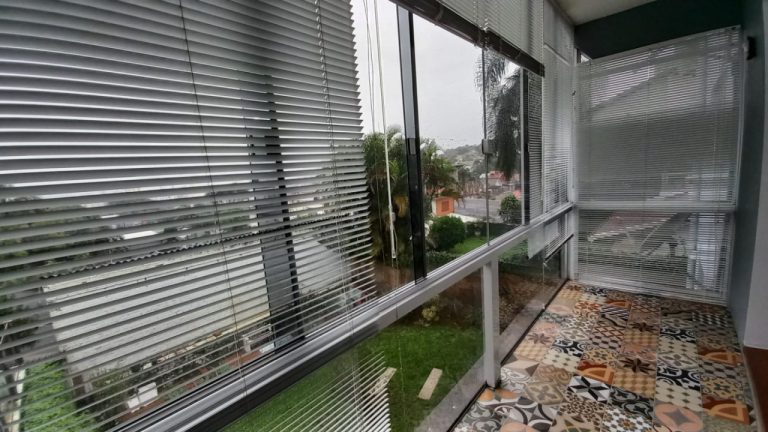 CASA COM 3 DORMITÓRIOS, SENDO UM SUÍTE, NO OURO BRANCO