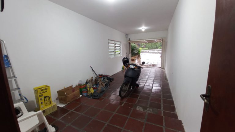 CASA COM 3 DORMITÓRIOS, SENDO UM SUÍTE, NO OURO BRANCO