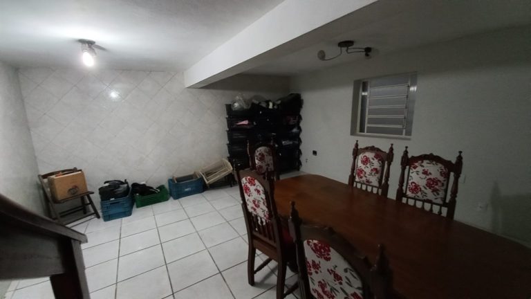 CASA COM 3 DORMITÓRIOS, SENDO UM SUÍTE, NO OURO BRANCO