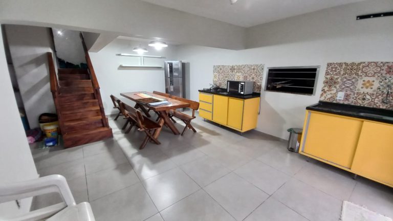 CASA COM 3 DORMITÓRIOS, SENDO UM SUÍTE, NO OURO BRANCO