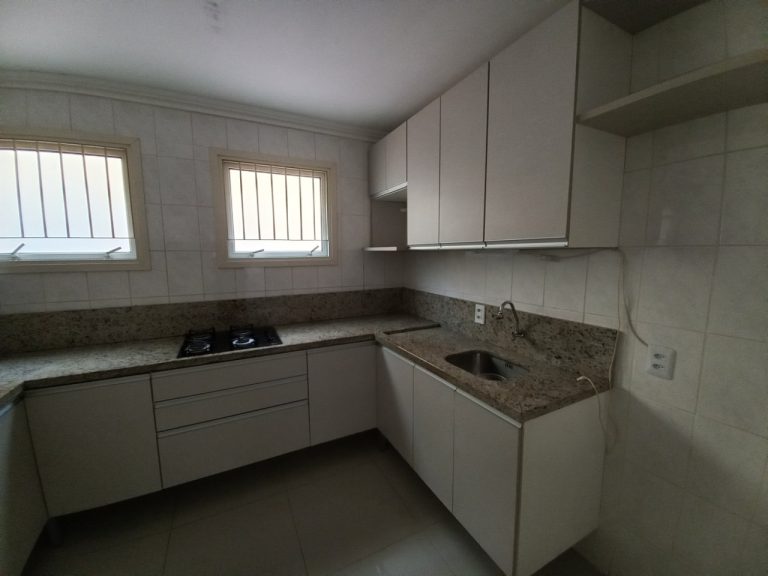 APARTAMENTO COM 2 DORMITÓRIOS, UMA VAGA DE BOXE APARTAMENTO COM 2 DORMITÓRIOS, UMA VAGA DE BOXE