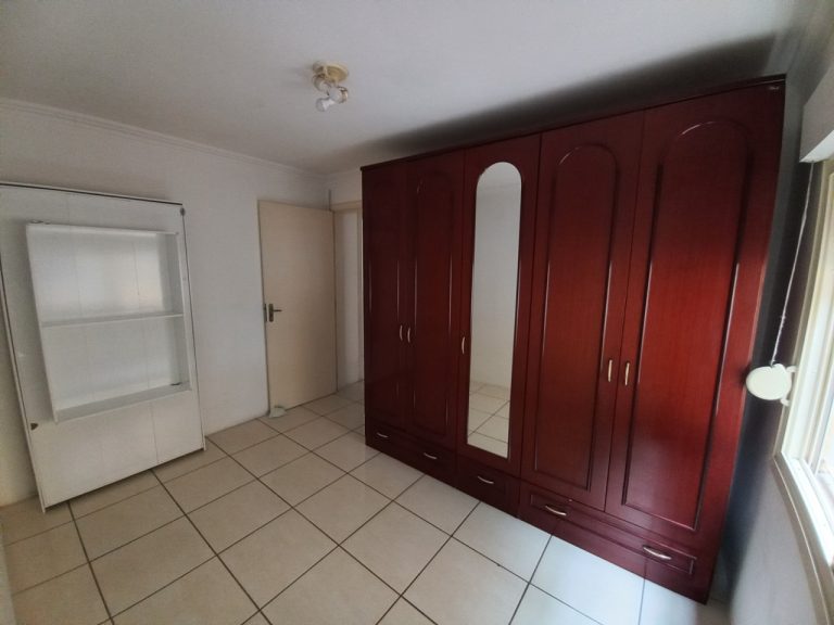 APARTAMENTO COM 2 DORMITÓRIOS, UMA VAGA DE BOXE APARTAMENTO COM 2 DORMITÓRIOS, UMA VAGA DE BOXE