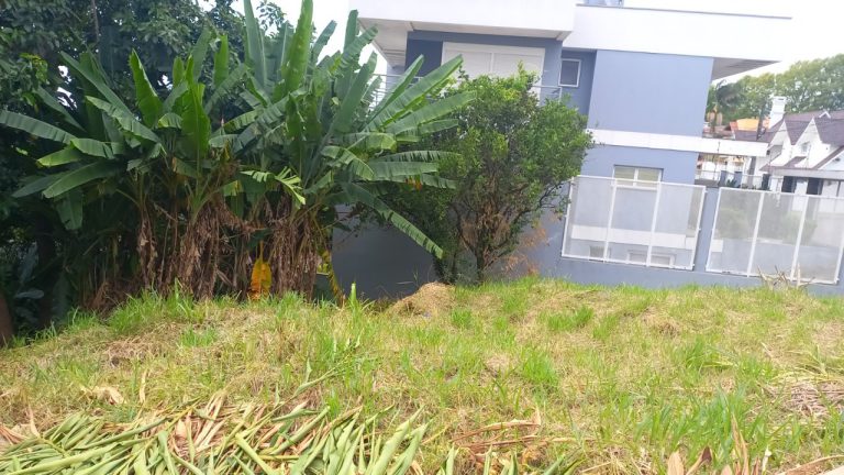 TERRENO COM DUAS FRENTES NO ALTO DO PETRÓPOLIS, 789,77M2 DE ÁREA TOTAL TERRENO COM DUAS FRENTES NO ALTO DO PETRÓPOLIS, 789,77M2 DE ÁREA TOTAL