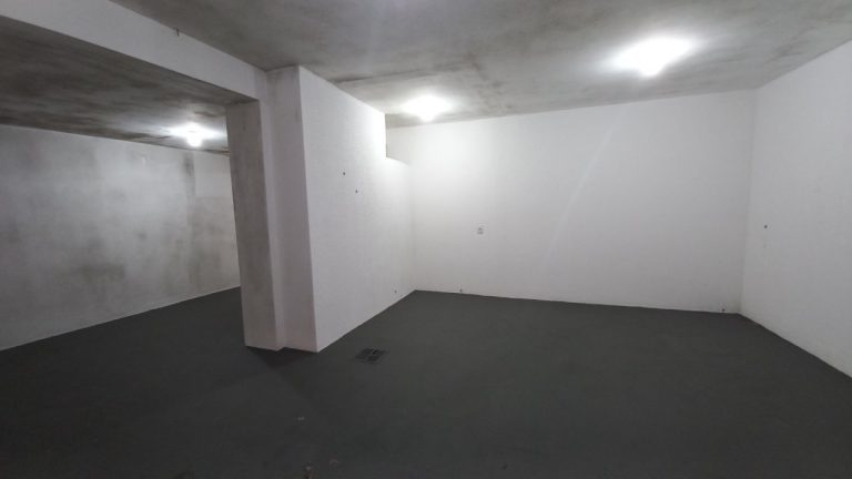 CASA COM 4 DORMITÓRIOS, SENDO DUAS SUÍTES NO BOA VISTA
