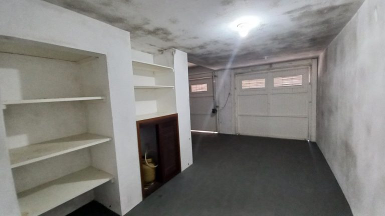 CASA COM 4 DORMITÓRIOS, SENDO DUAS SUÍTES NO BOA VISTA