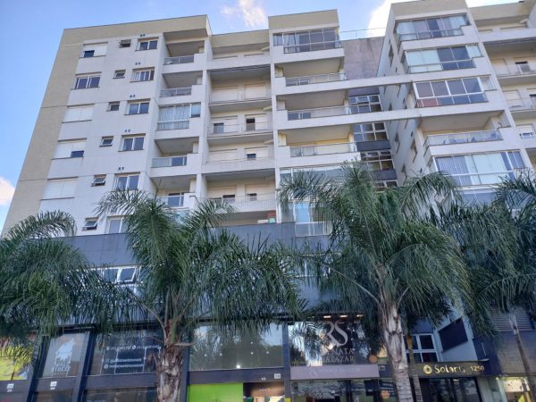APARTAMENTO COM 2 DORMITÓRIOS, SENDO UM SUÍTE, DUAS GARAGENS NO GUARANI