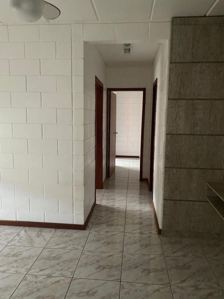 APARTAMENTO COM 2 DORMITÓRIOS EM PORTO ALEGRE APARTAMENTO COM 2 DORMITÓRIOS EM PORTO ALEGRE