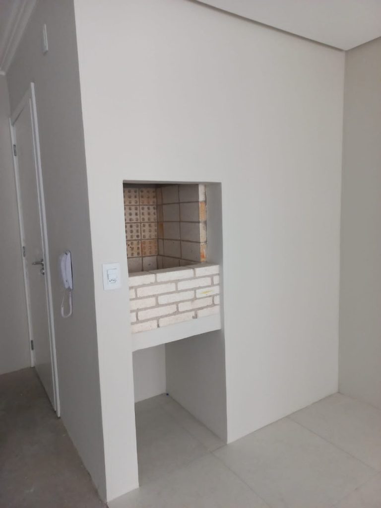 APARTAMENTO COM 2 DORMITÓRIOS, SENDO UM SUÍTE, CENTRO DE NH