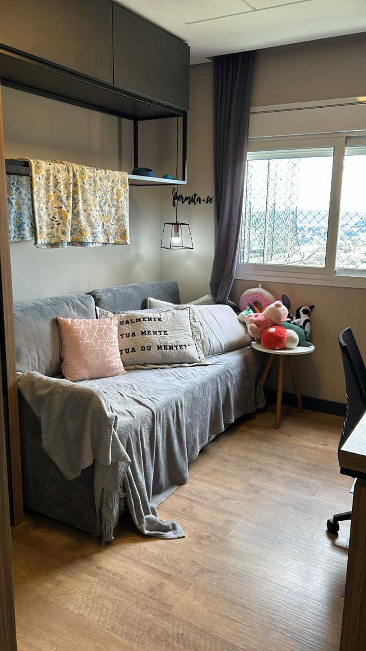 APARTAMENTO COM 3 SUÍTES, SENDO UMA MÁSTER, TRÊS VAGAS DE GARAGENS NA MAURÍCIO CARDOSO