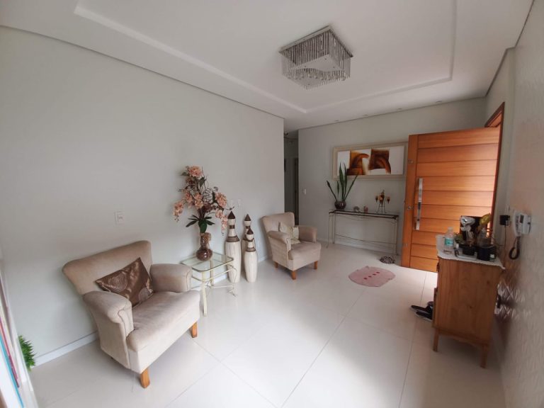CASA COM 3 SUÍTES, 271,50M2 DE ÁREA CONSTRUÍDA NO RIO BRANCO CASA COM 3 SUÍTES, 271,50M2 DE ÁREA CONSTRUÍDA NO RIO BRANCO