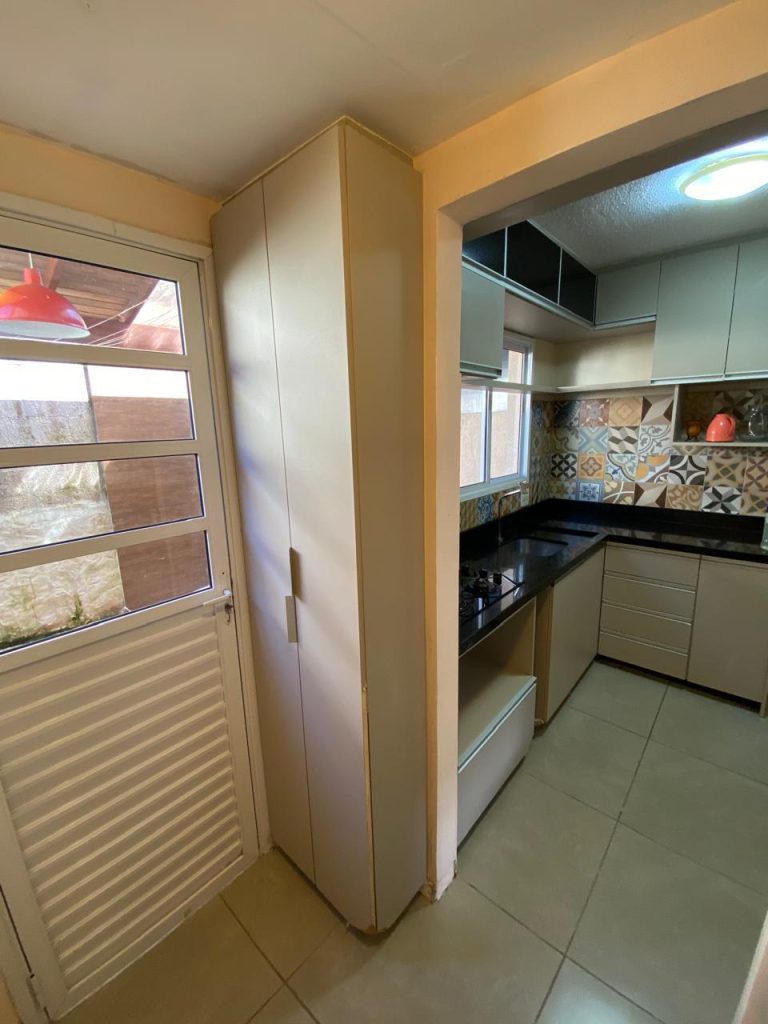 CASA EM CONDOMÍNIO COM 2 DORMITÓRIOS, UMA VAGA PARA CARRO, EM CANUDOS