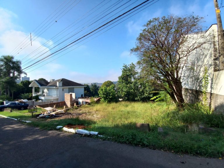 TERRENO COM 541,65M2 NO JARDIM MAUÁ