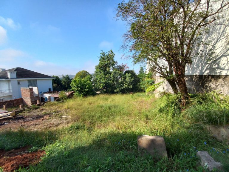 TERRENO COM 541,65M2 NO JARDIM MAUÁ