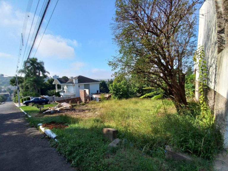 TERRENO COM 541,65M2 NO JARDIM MAUÁ