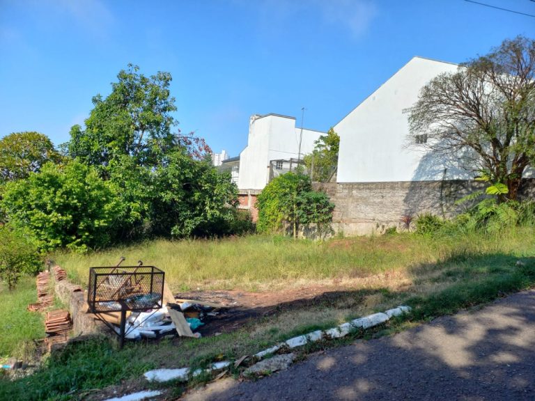 TERRENO COM 541,65M2 NO JARDIM MAUÁ