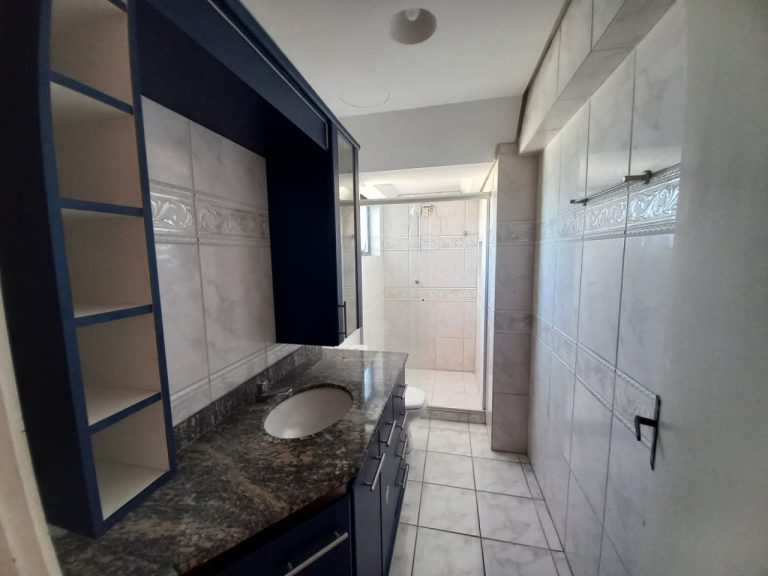 APARTAMENTO COM 1 DORMITÓRIO, UMA VAGA DE GARAGEM, NO CENTRO N.H