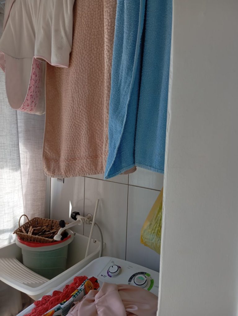 APARTAMENTO COM 2 DORMITÓRIOS, UMA VAGA DE GARAGEM, EM CANUDOS