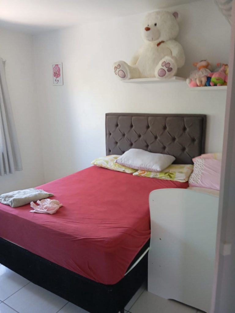 APARTAMENTO COM 2 DORMITÓRIOS, UMA VAGA DE GARAGEM, EM CANUDOS