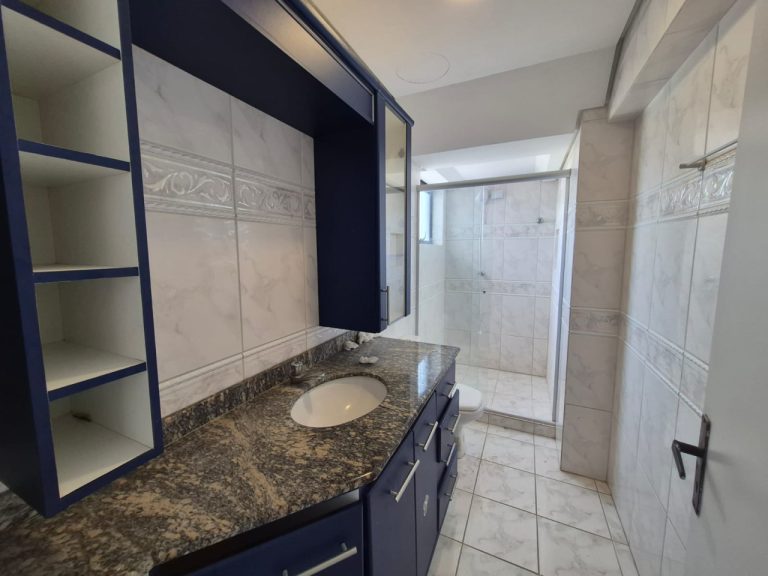 APARTAMENTO PARA ALUGUEL COM 1 DORMITÓRIO, UMA VAGA DE GARAGEM, NO CENTRO N.H