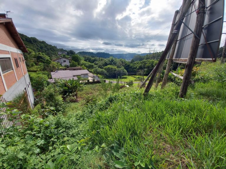 TERRENO COM 747,60M2, FRENTE PARA AV. PRESIDENTE VARGAS, ESTÂNCIA VELHA TERRENO COM 747,60M2, FRENTE PARA AV. PRESIDENTE VARGAS, ESTÂNCIA VELHA