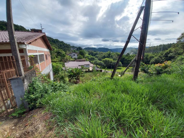 TERRENO COM 747,60M2, FRENTE PARA AV. PRESIDENTE VARGAS, ESTÂNCIA VELHA TERRENO COM 747,60M2, FRENTE PARA AV. PRESIDENTE VARGAS, ESTÂNCIA VELHA