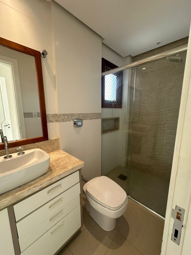 APARTAMENTO COM 3 DORMITÓRIOS, SENDO UM SUÍTE, GARAGEM PARA DOIS CARROS, NO CENTRO DE NH APARTAMENTO COM 3 DORMITÓRIOS, SENDO UM SUÍTE, GARAGEM PARA DOIS CARROS, NO CENTRO DE NH