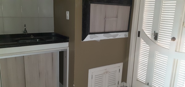 CASA COM 3 DORMITÓRIOS, SENDO UM SUÍTE, GARAGEM PARA 2 CARROS, NO JARDIM MAUÁ