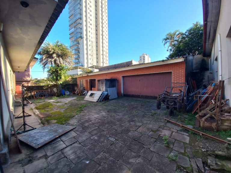 CASA COMERCIAL,TERRENO PLANO COM 777,76M2 DE ÁREA TOTAL, NO CENTRO NH