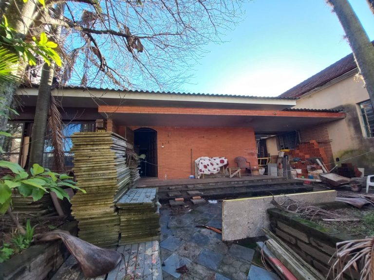 CASA COMERCIAL,TERRENO PLANO COM 777,76M2 DE ÁREA TOTAL, NO CENTRO NH