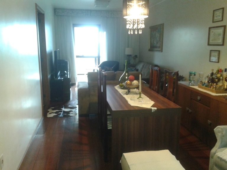 APARTAMENTO COM 3 DORMITÓRIOS, UM SENDO SUÍTE, GARAGEM, NO BOA VISTA