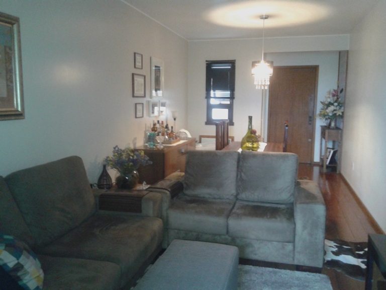 APARTAMENTO COM 3 DORMITÓRIOS, UM SENDO SUÍTE, GARAGEM, NO BOA VISTA