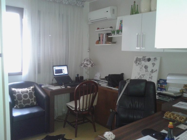 APARTAMENTO COM 3 DORMITÓRIOS, UM SENDO SUÍTE, GARAGEM, NO BOA VISTA
