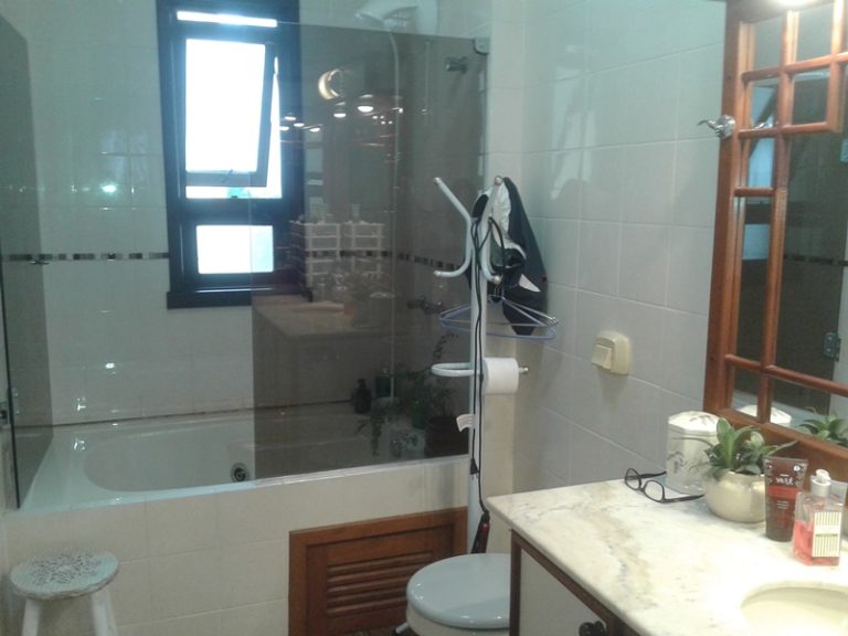 APARTAMENTO COM 3 DORMITÓRIOS, UM SENDO SUÍTE, GARAGEM, NO BOA VISTA