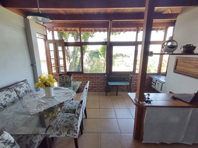 CASA COM 2 DORMITÓRIOS NA AV. CEL.TRAVASSOS, OURO BRANCO NH